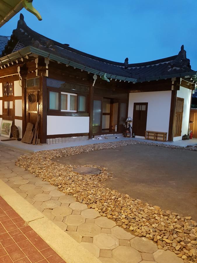 The Hanok Jeonju Exterior photo